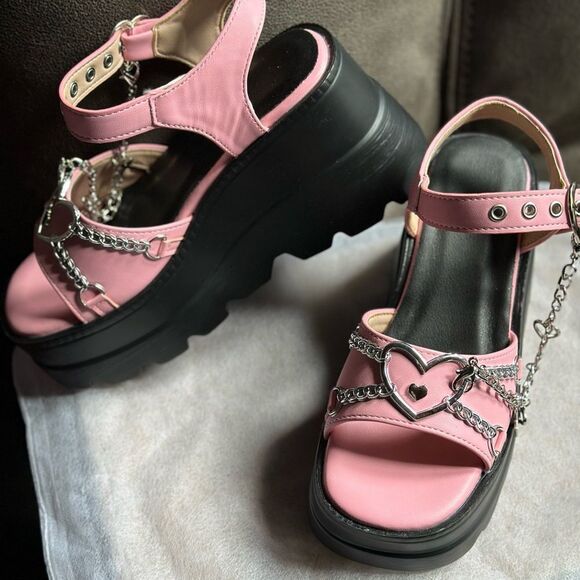 Pink and Black Platform Sandals with Floral Straps - Picture 6 of 10